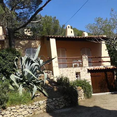 Le Mas Volay Boulouris 度假居 Saint-Raphaël